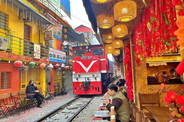 Hanoi Half-Day Private Sightseeing Tour with Train Street