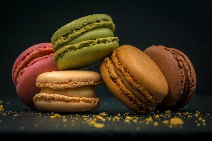 Private Tour of Paris Arc de Triomphe Champs-Élysées and Macarons