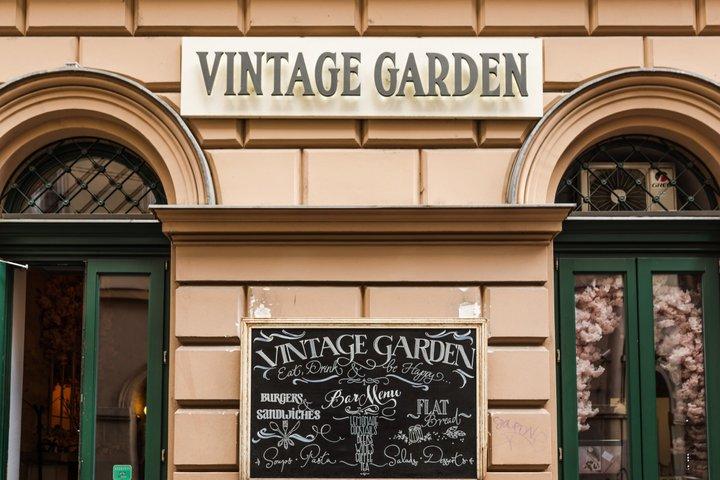 Budapest Markets & Cafes Tour: Private & Custom with a Local