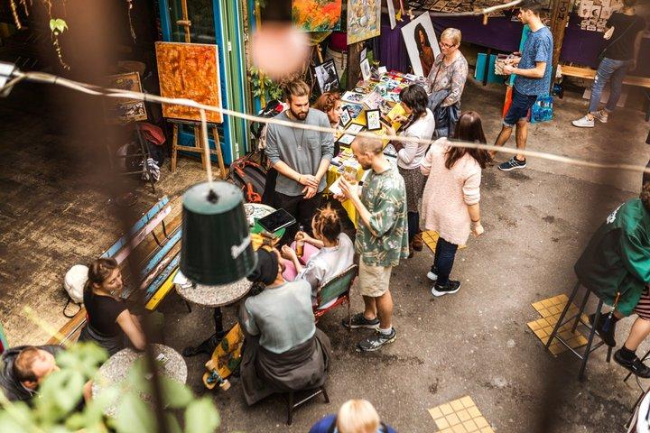 Budapest Markets & Cafes Tour: Private & Custom with a Local