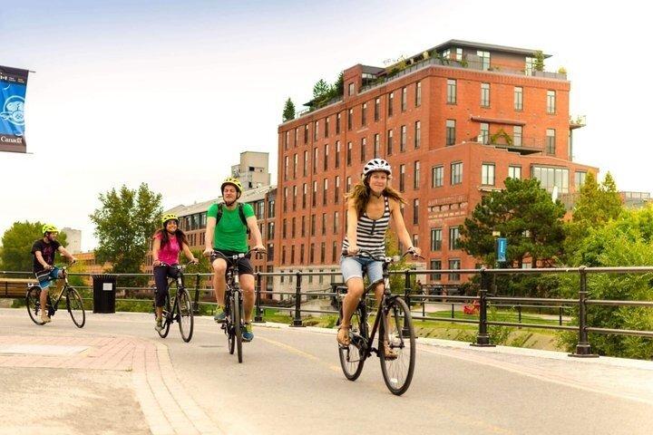 Half day bike Rental by the Old Montreal and Lachine Canal
