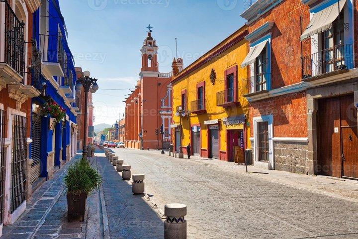 Tour to Puebla and Cholula Pyramid Culture and Food