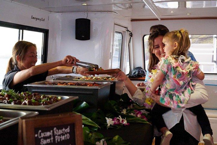 Maui Sunset Dinner Cruise - A Hawaiian Hula Experience
