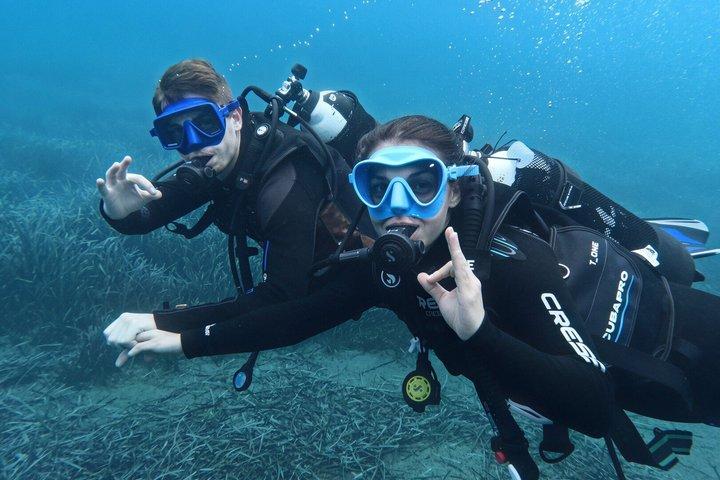Discover Scuba Diving in Santorini