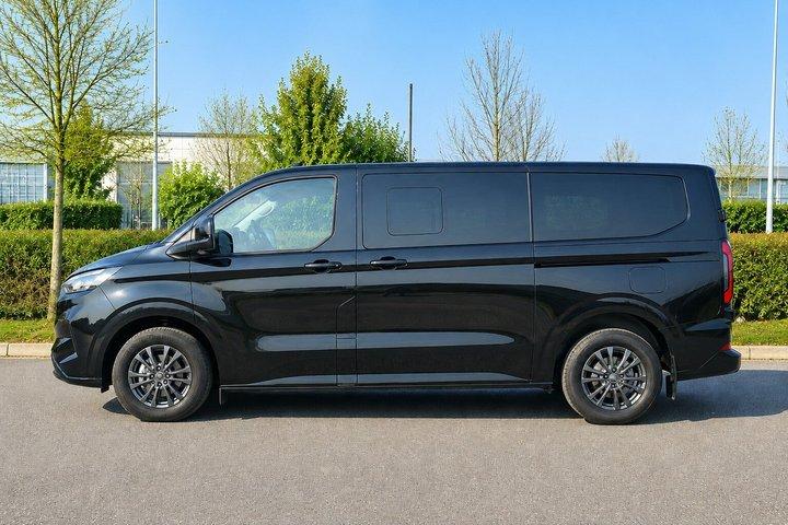 Berlin: Private Transfer Between Airport, Train & City