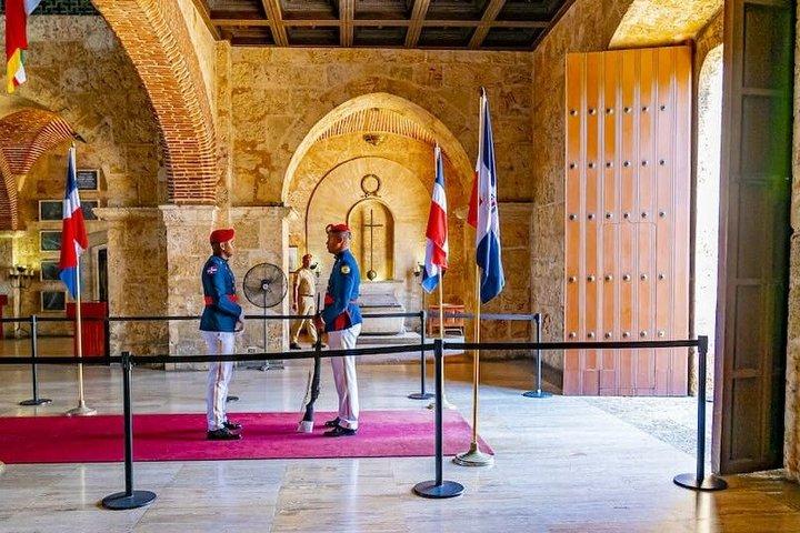 Santo Domingo City Tour from Punta Cana with Lunch Included