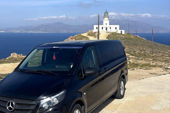 Private Mykonos Sightseeing Experience with a Local