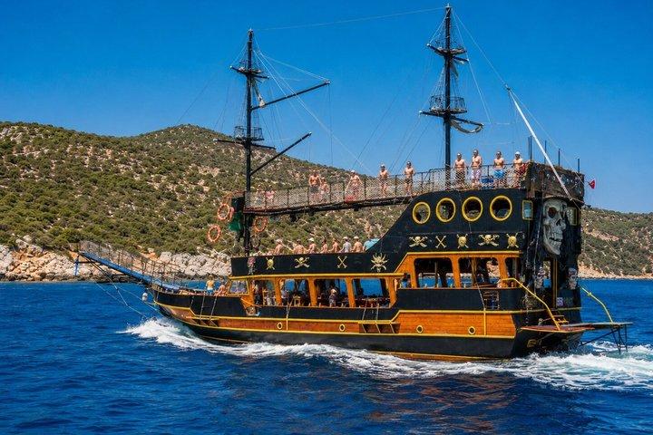 Bodrum Pirate Boat Trip (Including Lunch and Swimming Breaks)