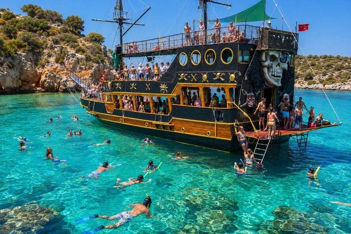 Bodrum Pirate Boat Trip (Including Lunch and Swimming Breaks)