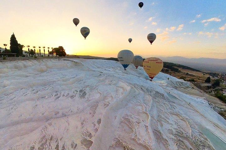 Pamukkale Hot Air Balloon Tours