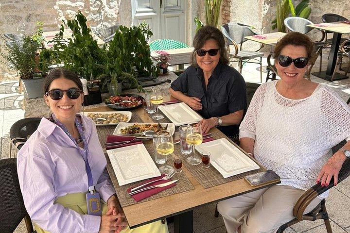 Split History and Gastro Small-Group Tour with Food and Wine