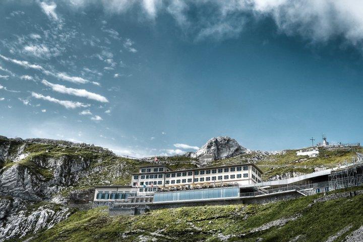 Mt. Pilatus Golden Roundtrip Small Group Day Tour from Luzern
