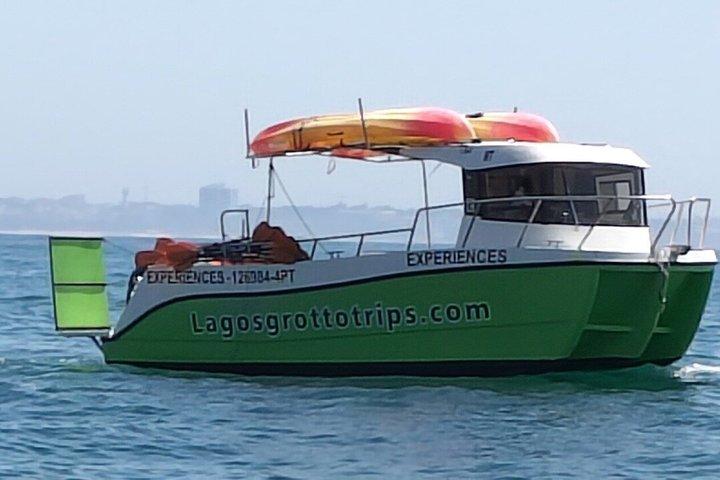 Family Boat and Kayak Tour by Ponta da Piedade
