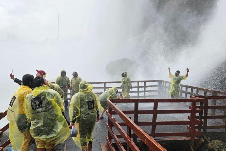 Cave of the Winds + Niagara Falls USA Highlights Tour