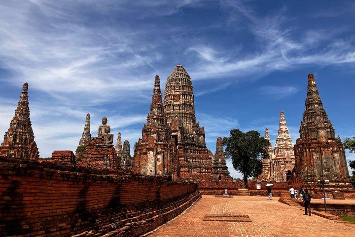 Definitive tour of 4 ancient capitals Ayutthaya ruins in Japanese