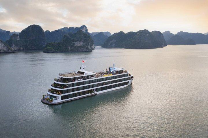 Hanoi to Halong Bay 5Star Cruise 2D1N with Balcony Cabin