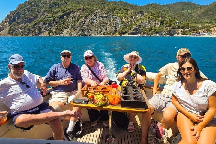 Sunset Boat Tour and Cinque Terre Aperitif from Monterosso