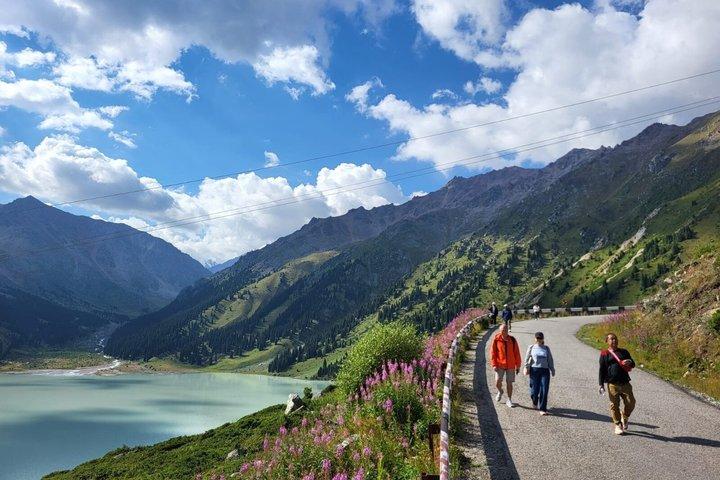 Big Almaty Lake tour by car till lake, or hiking, Almarasan gorge