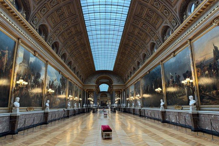 PRIVATE Versailles Palace & Gardens Tour with transfer included