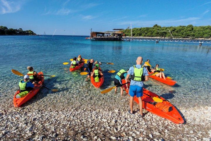 KAYAK & SNORKEL ADVENTURE - Sea Caves & Wild Coast Exploring