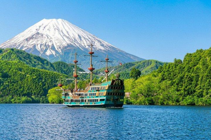 Mount Fuji, Hakone, Owakudani, Chureito Pagoda and Oshino Hakkai