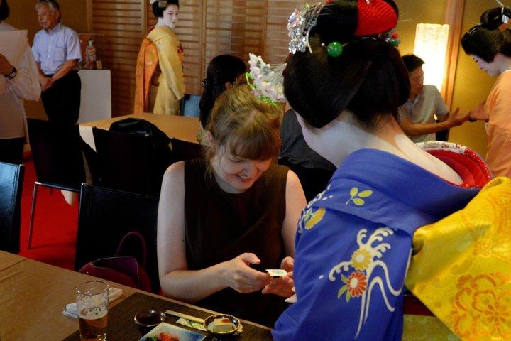 Kyoto:Exclusive Maiko & Geisha Show with Dinner, Games & Open Bar