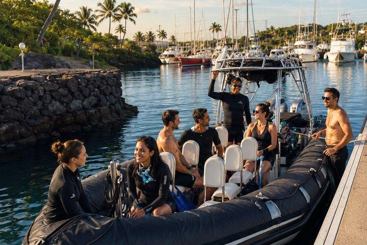 Kona Manta Ray Night Snorkel— Small Group - Wetsuit Included