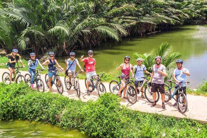 Hoi An Fishing Village and Carpentry Tour