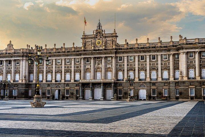 Madrid Old Town Walking Tour: Essential Madrid & Habsburg Legacy