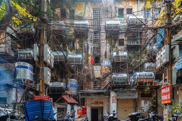 Hanoi Bike Tour: Hidden Alleys, Red River Banks & Local Markets