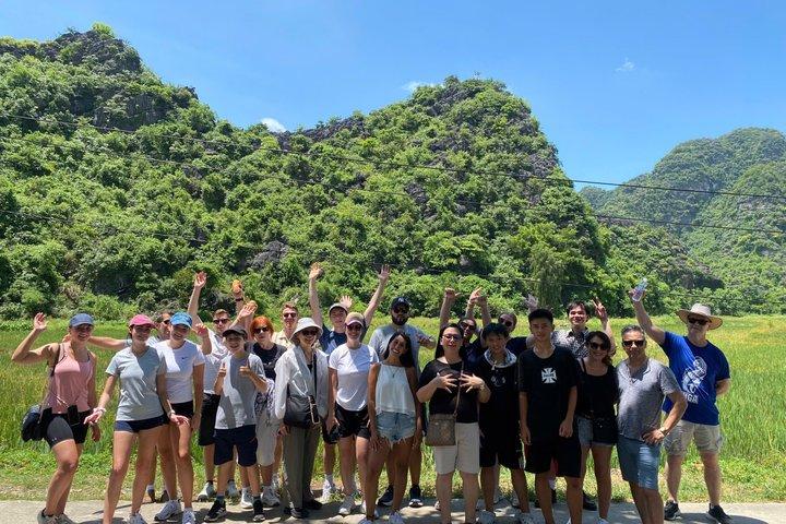 Hoa Lu Capital & Trang An/Tam Coc & Mua Cave 1 Day Group Tour