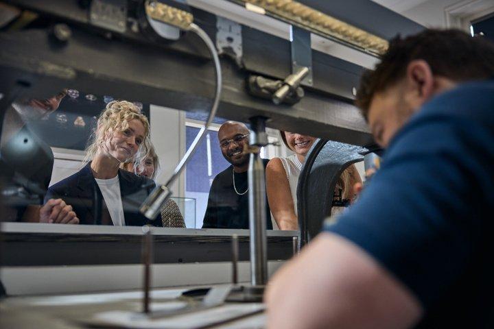Amsterdam: Diamond Experience at Oldest Diamond Factory
