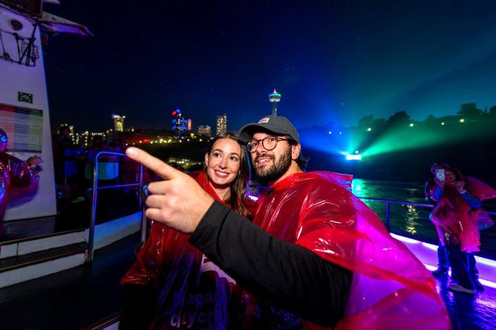 Niagara Falls Tour With Boat Cruise, Illumination Tower & Dinner