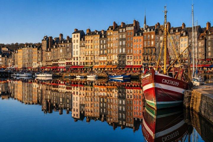 Stress-Free Honfleur & Deauville Shore Excursion from Le Havre