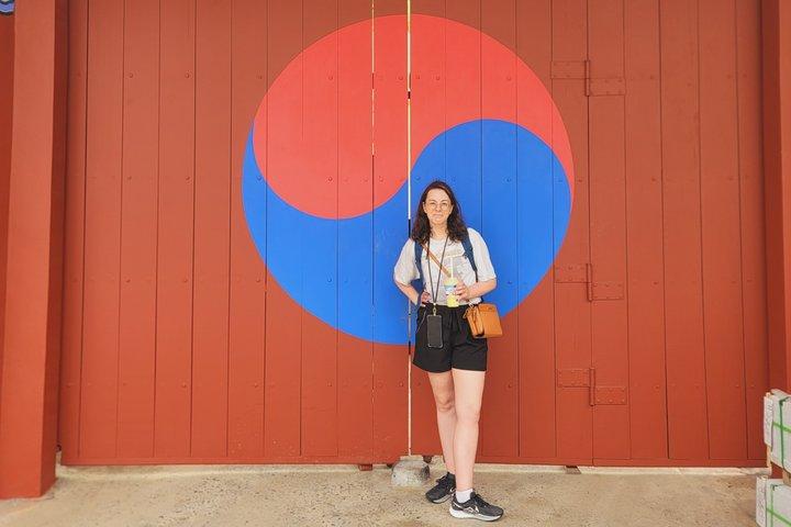 Gamcheon Culture Village, Jagalchi market storytelling Tour