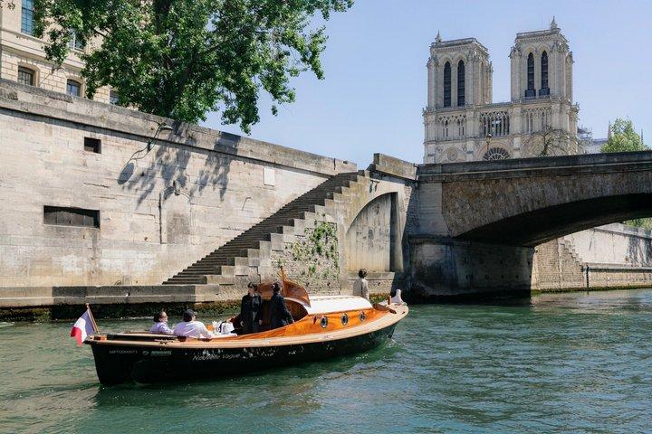 Private Seine River Cruise Paris Luxury Boat Highlights Tour