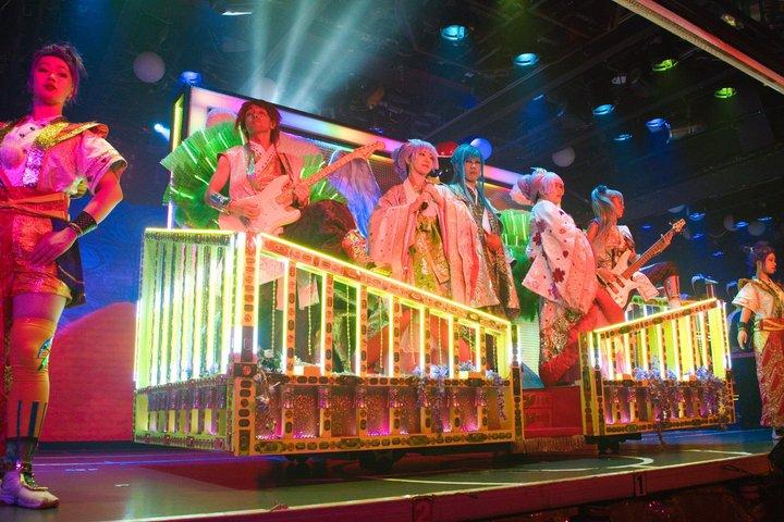 18+ Samurai Restaurant Show Ticket with Sushi & 1 Alcoholic Drink