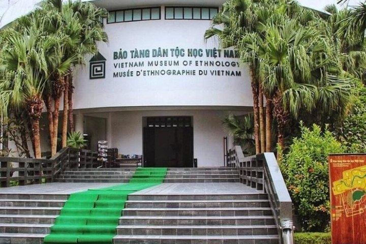 Hanoi City Tour by Private Car with Driver