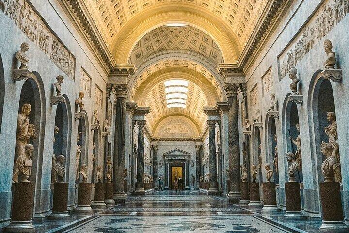 Vatican Museums and Sistine Chapel with Entry Tickets