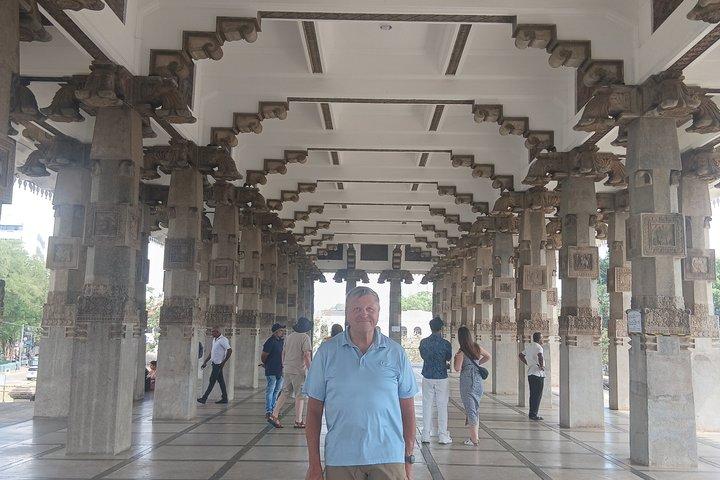 Colombo tour lowest price (All inclusive)City Tour