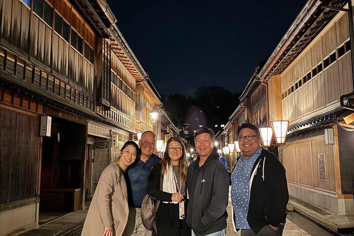 Kanazawa Night Walking Tour Samurai and Geisha Districts
