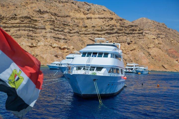 Sharm El Sheikh Ras Mohammed and White Island Cruise with Lunch