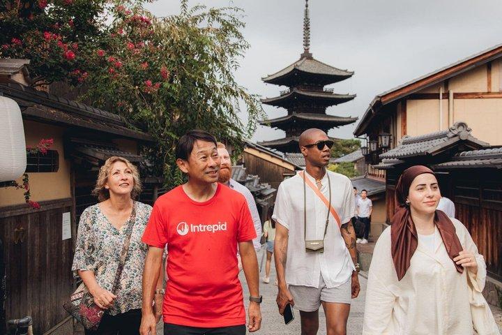 Kyoto Cultural Walking Tour: Fushimi Inari, Gion & Zen Temple
