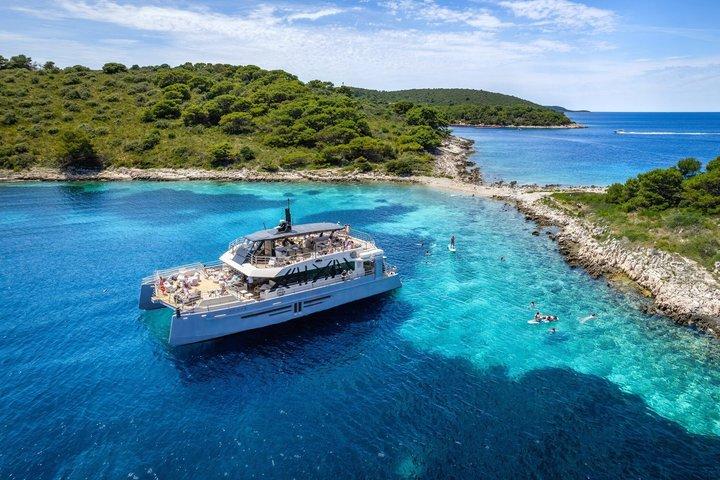 Luxury Full Day Catamaran Tour Split, Hvar, Pakleni Islands