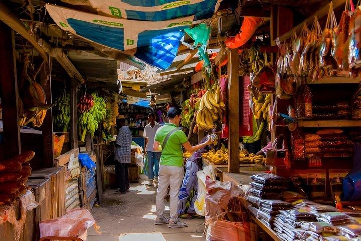 Stone Town and Spice Farm with Swahili Lunch