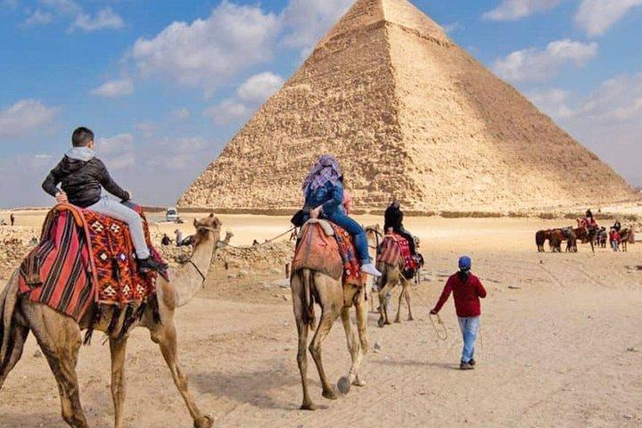Private Giza Pyramid Complex Experience in Cairo