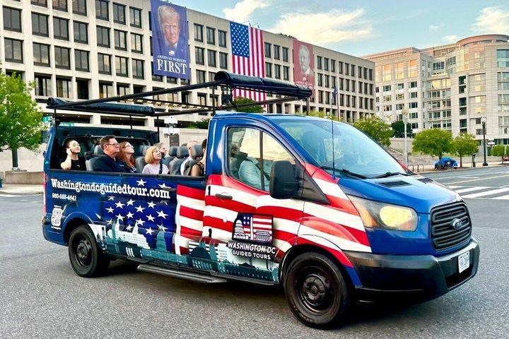 Washington DC Monuments Open-Air Sightseeing Minibus Guided Tour