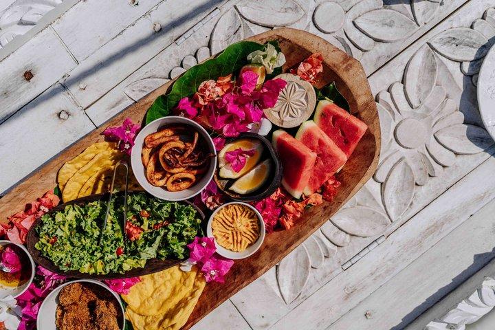 A Private Stone Town Walking Tour & Spice Farm Experience