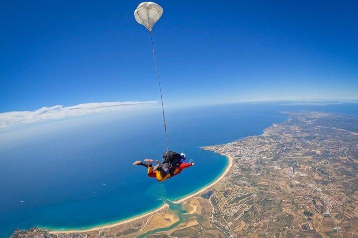 Algarve Tandem Skydive 10.000ft (3500m)