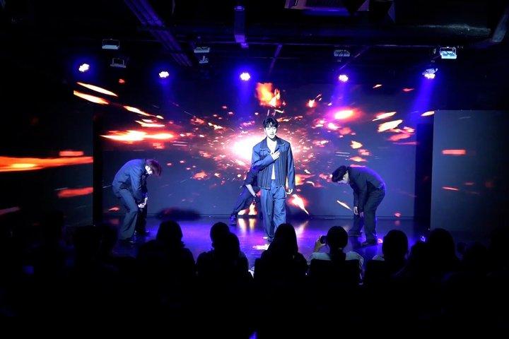 Seoul K-POP Fan Tour: Real Idol Show & K-POP Agency Visit